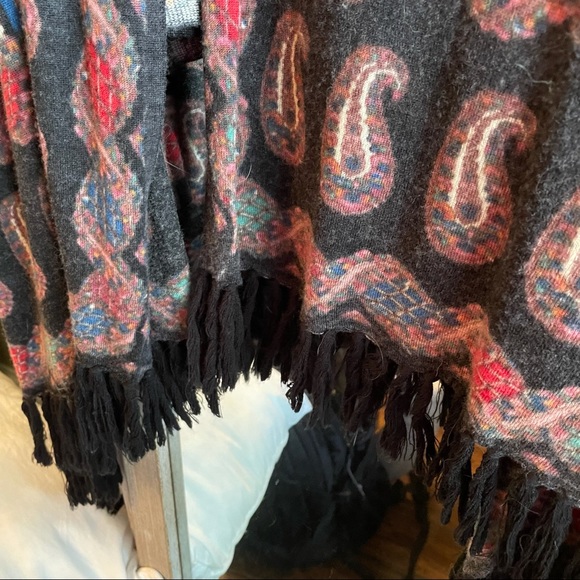 Wool Open Front Wrap with Fringe Trim - Picture 4 of 7